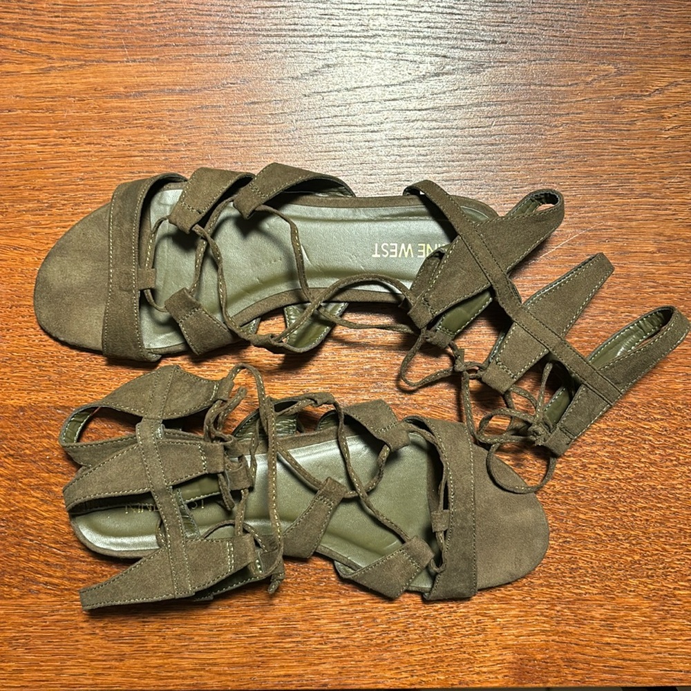 Nine West gladiator sandals, olive suede size 8
